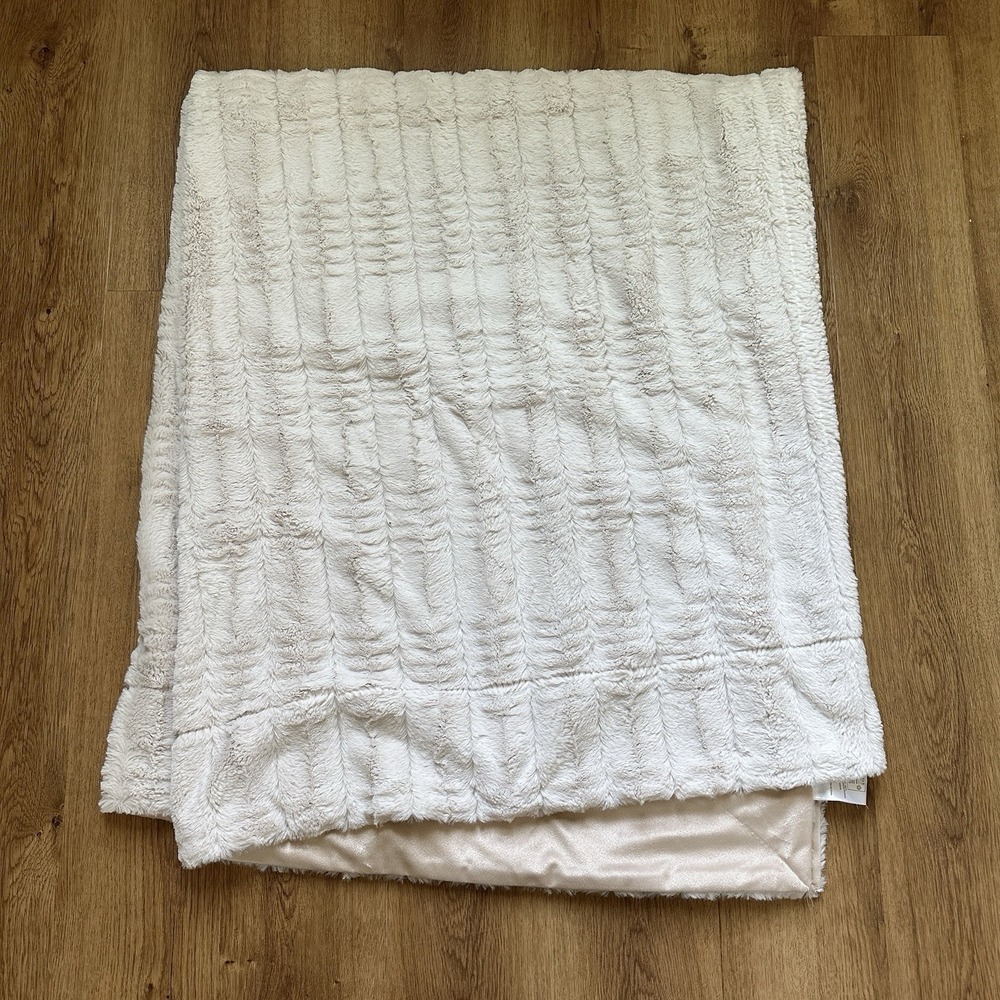 Faux Fur Ivory Oeko-Tex Twin Throw Blank 50" X 60"